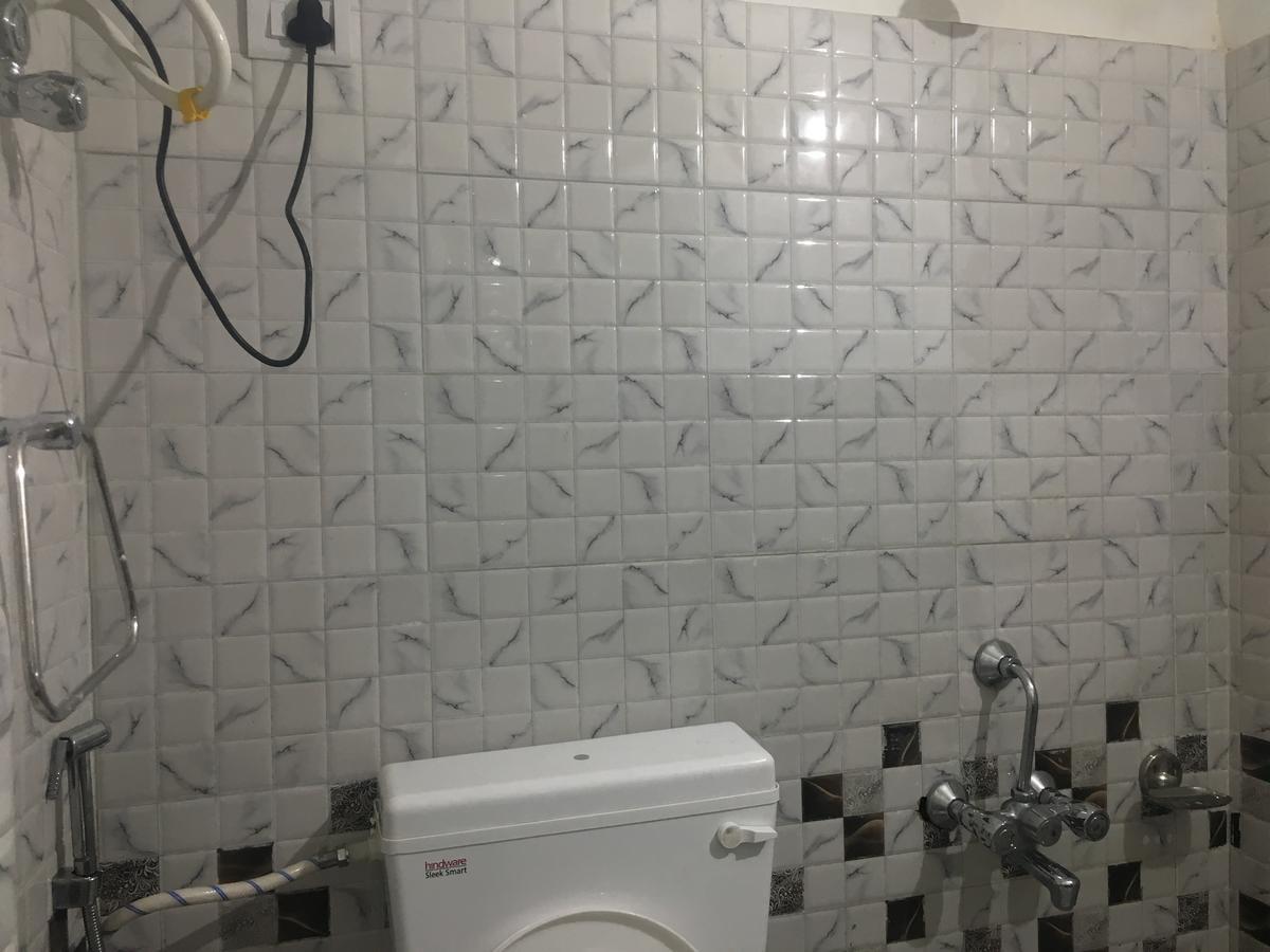 Oyo 12976 Hotel New Fiza Jammu Bagian luar foto