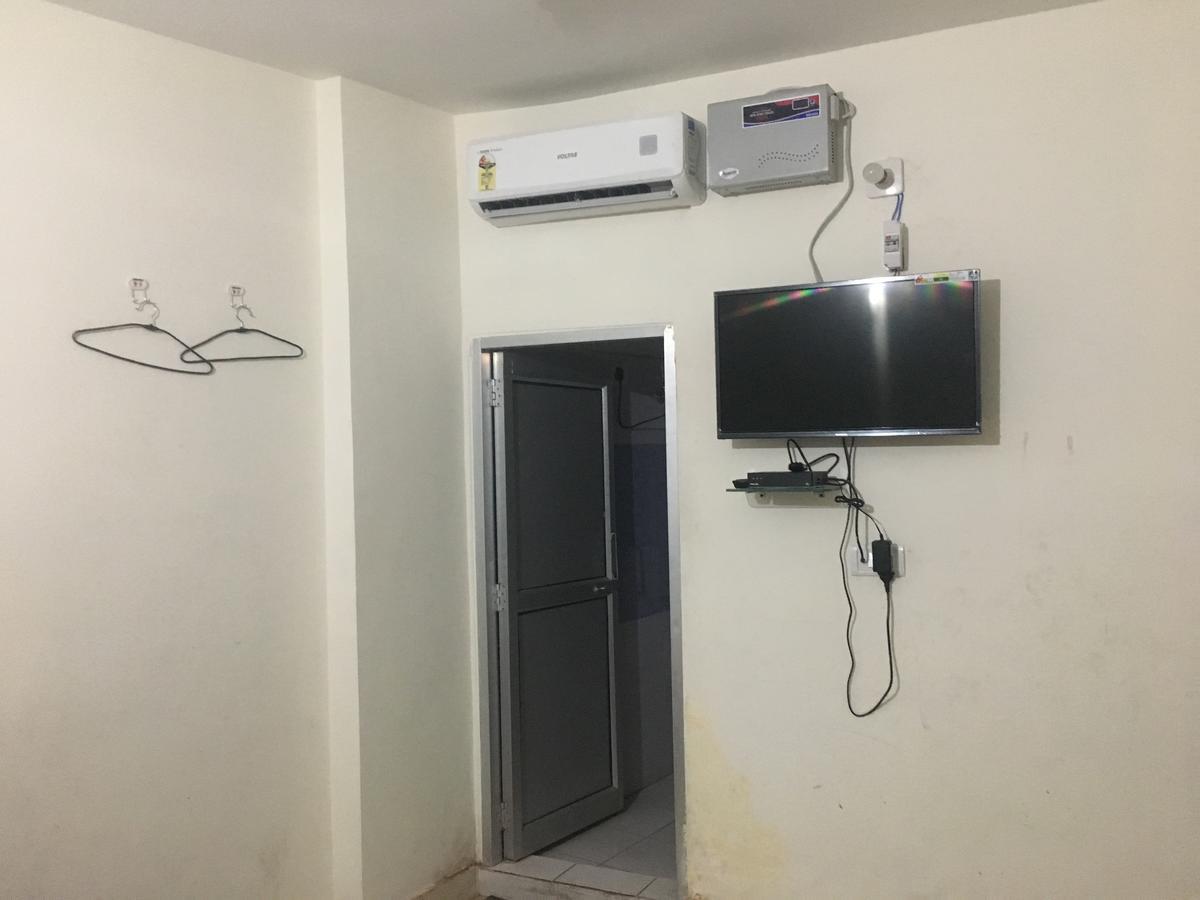 Oyo 12976 Hotel New Fiza Jammu Bagian luar foto