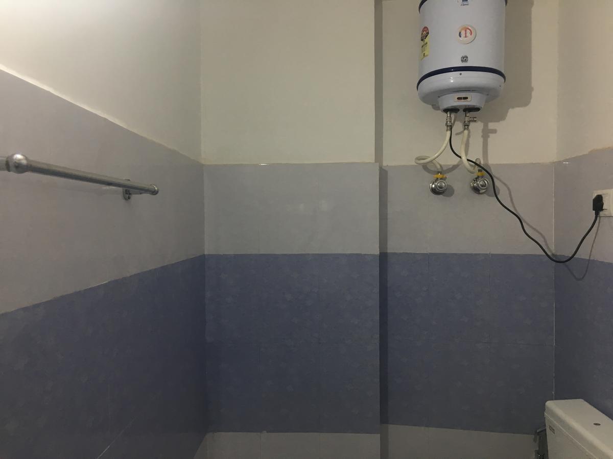 Oyo 12976 Hotel New Fiza Jammu Bagian luar foto