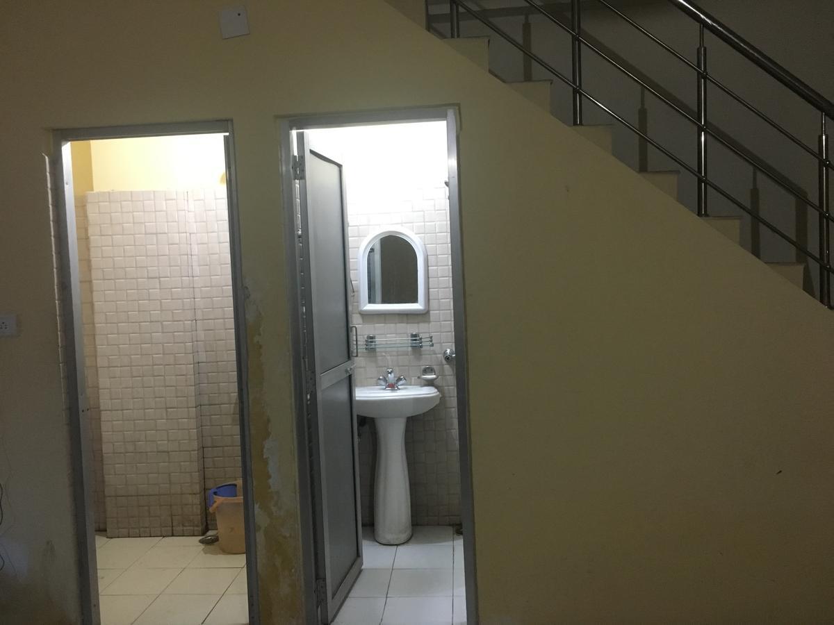 Oyo 12976 Hotel New Fiza Jammu Bagian luar foto