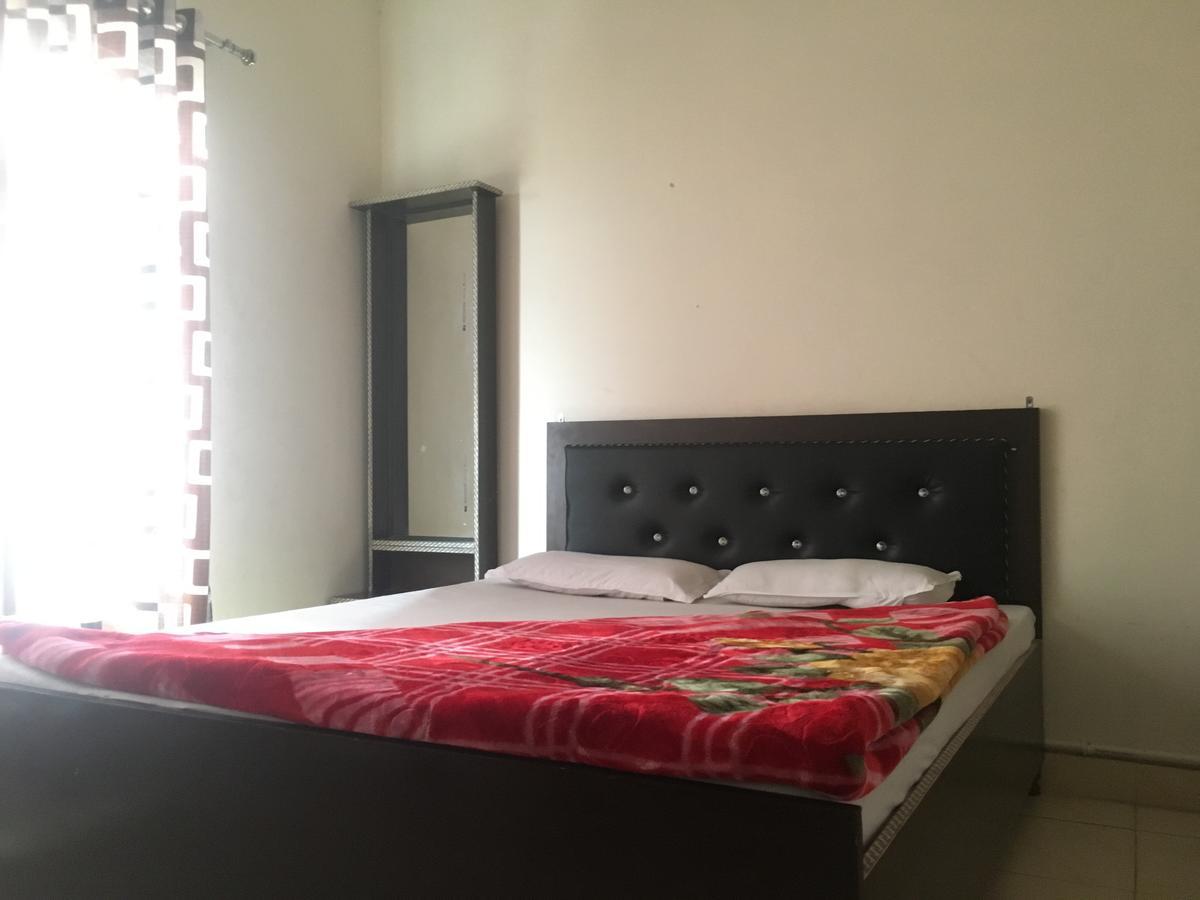 Oyo 12976 Hotel New Fiza Jammu Bagian luar foto