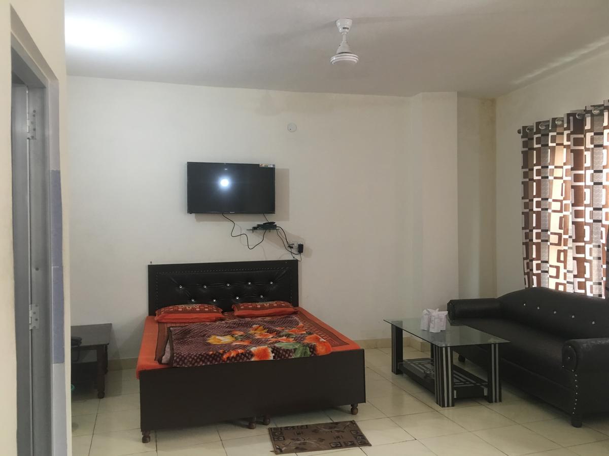 Oyo 12976 Hotel New Fiza Jammu Bagian luar foto