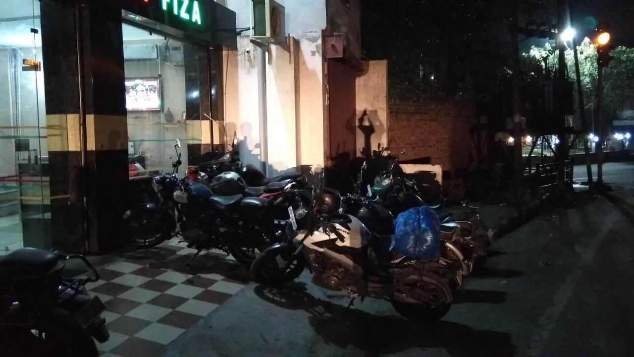 Oyo 12976 Hotel New Fiza Jammu Bagian luar foto